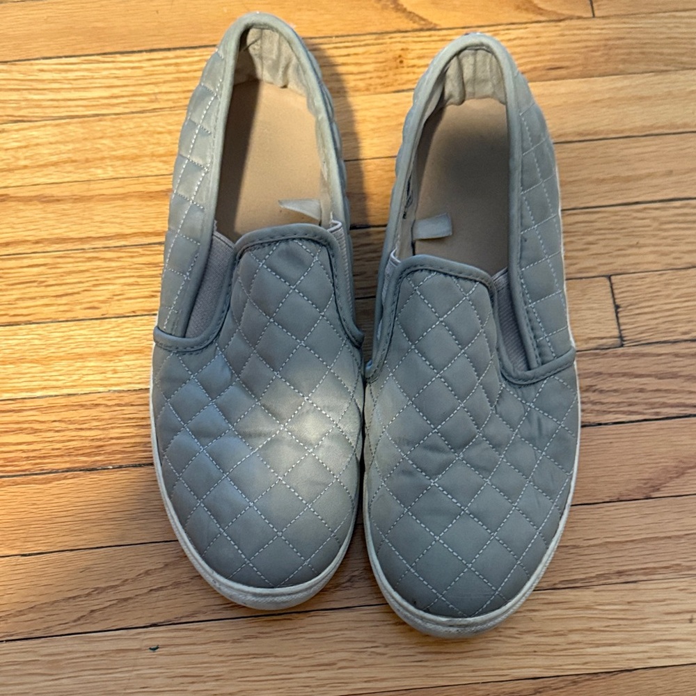 Quilted Slip-On Sneakers in Light Gray